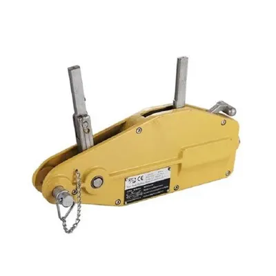 Qual a adaptabilidade de um Guincho Manual Regular a diferentes ambientes?